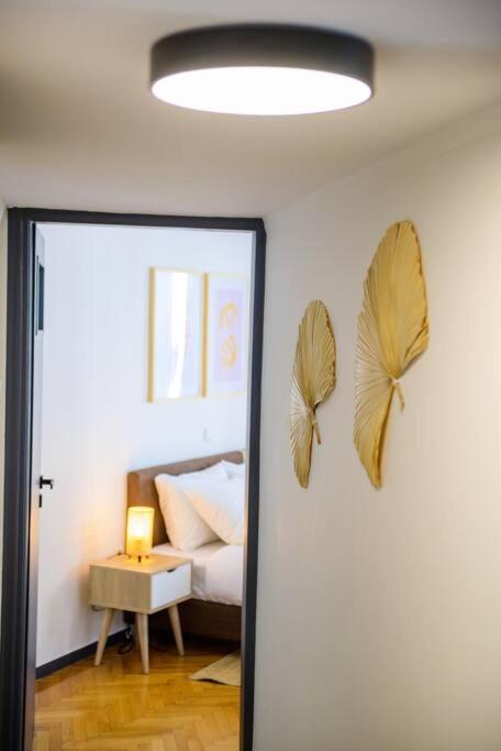 אתונה Boho Luxury 2 Bedroom Apartment, Acropolis Museum View מראה חיצוני תמונה