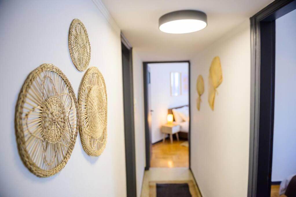 אתונה Boho Luxury 2 Bedroom Apartment, Acropolis Museum View מראה חיצוני תמונה